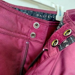 Oakley snow pants
